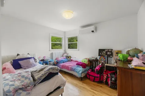 81 Bowman Street Farmingdale ME 04344