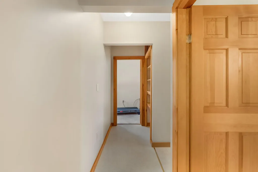 88 Gurney Street Rockport ME 04856