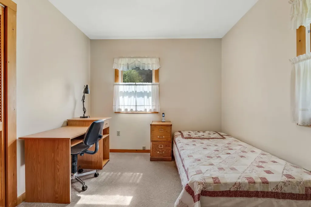 88 Gurney Street Rockport ME 04856