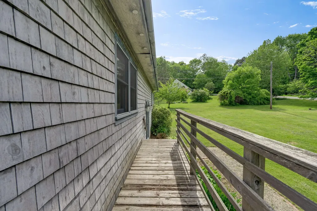 88 Gurney Street Rockport ME 04856