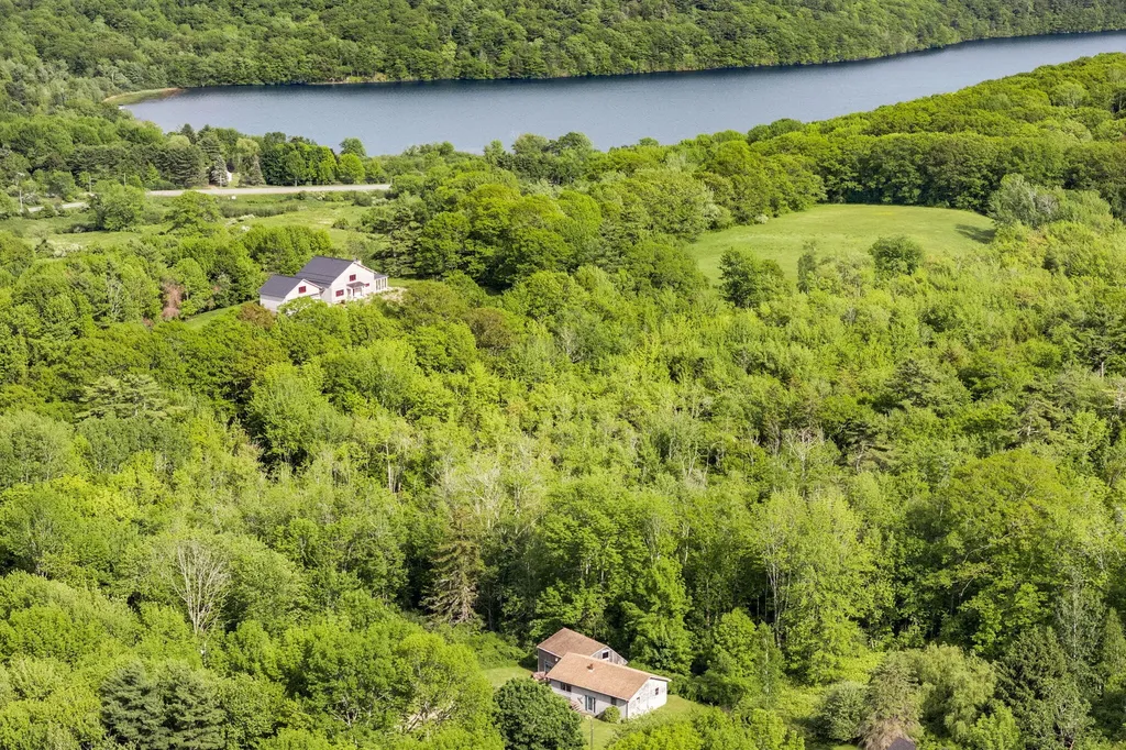 88 Gurney Street Rockport ME 04856