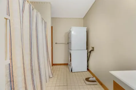 88 Gurney Street Rockport ME 04856