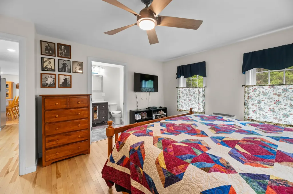11 Ryder Road Farmingdale ME 04344