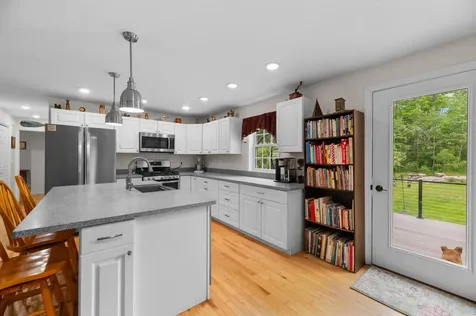 11 Ryder Road Farmingdale ME 04344