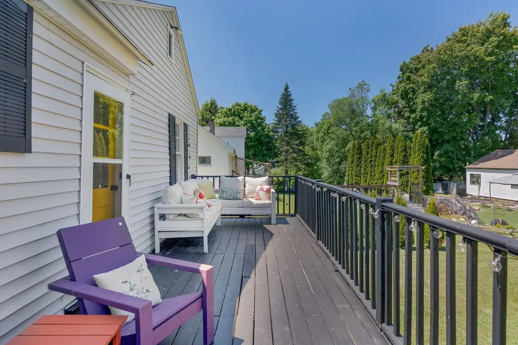 10 Bibber Street Lisbon ME 04252