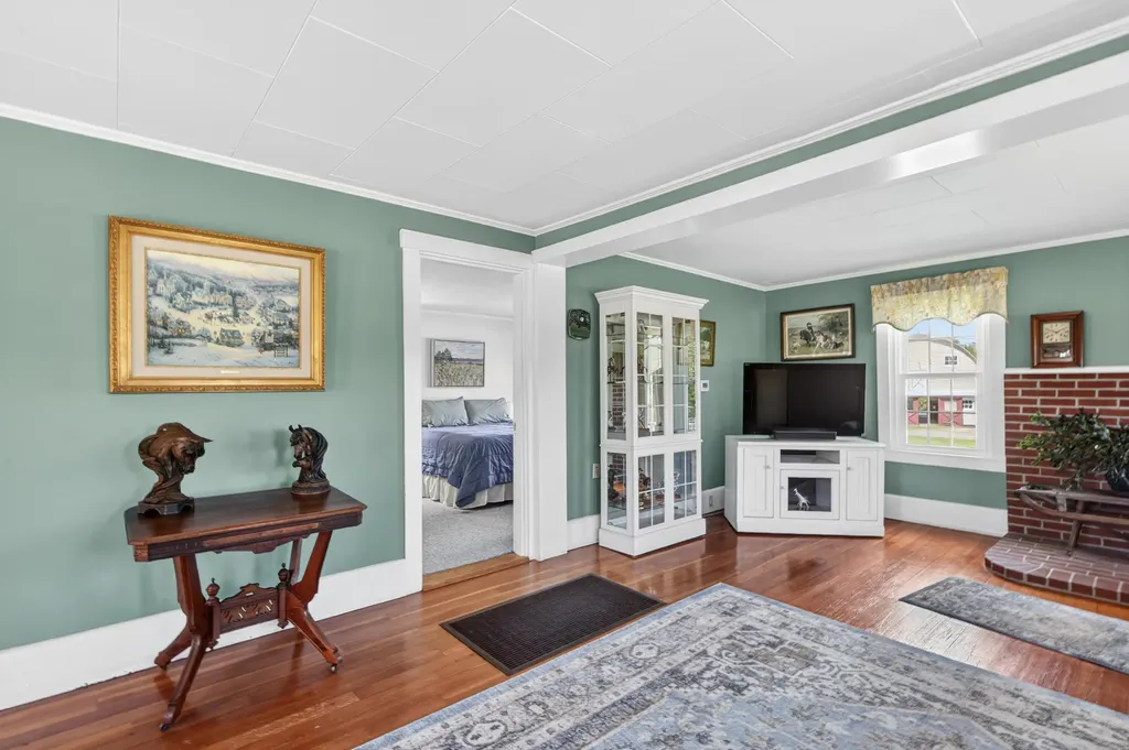 273 Pleasant Point Road Cushing ME 04563