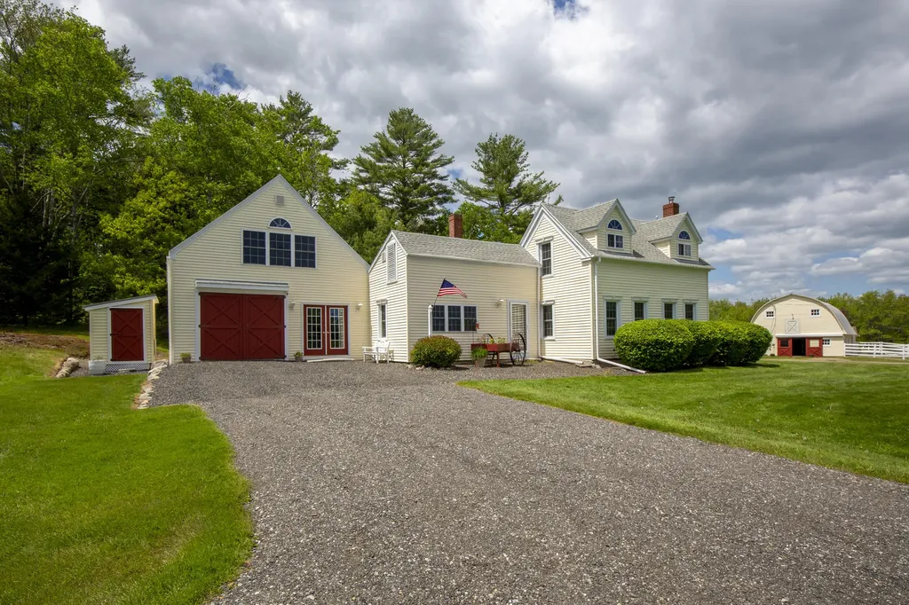 273 Pleasant Point Road Cushing ME 04563