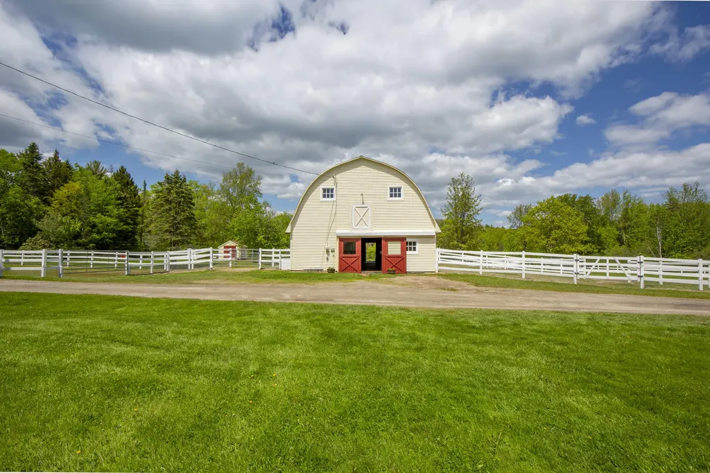 273 Pleasant Point Road Cushing ME 04563