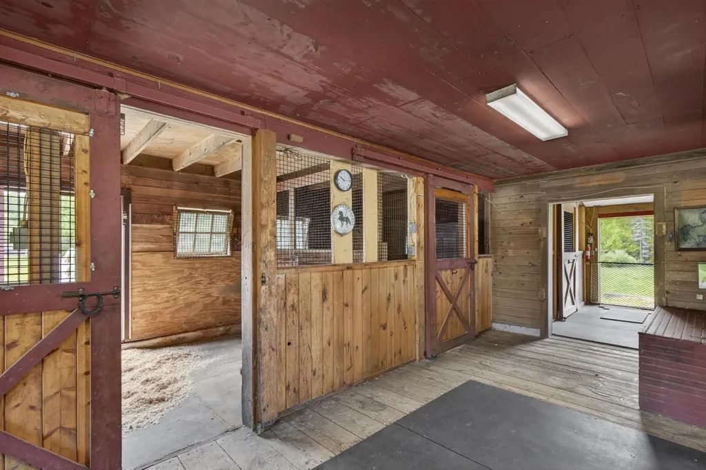 273 Pleasant Point Road Cushing ME 04563