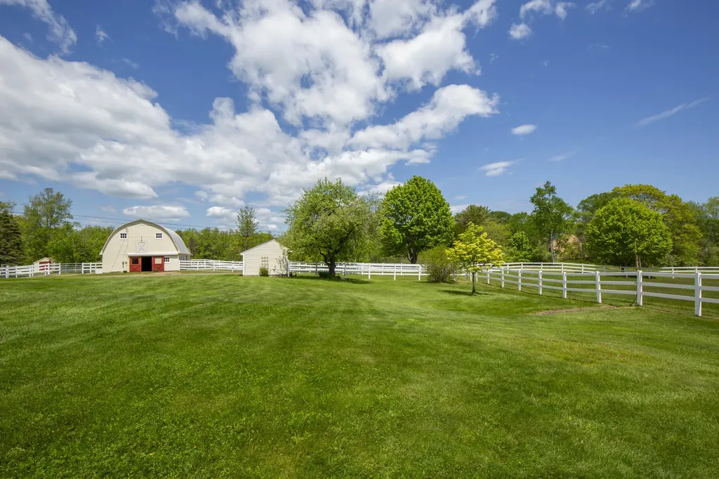 273 Pleasant Point Road Cushing ME 04563