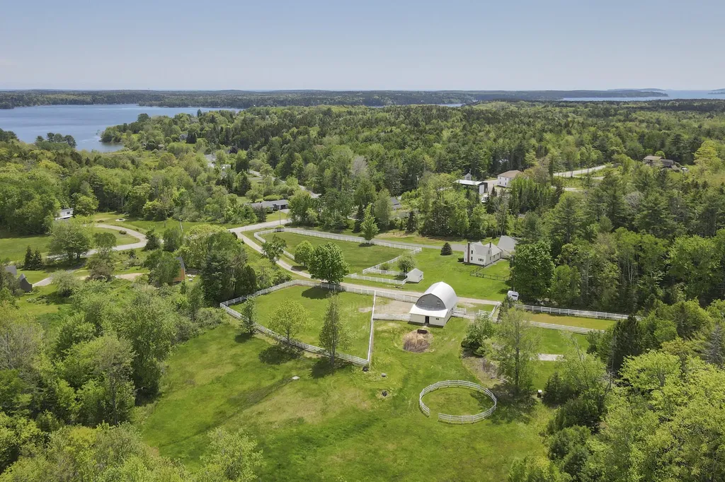 273 Pleasant Point Road Cushing ME 04563