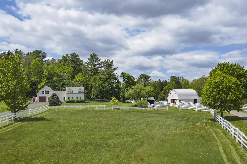273 Pleasant Point Road Cushing ME 04563