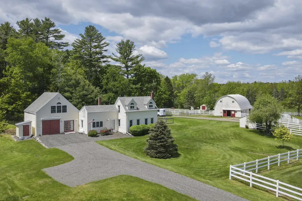 273 Pleasant Point Road Cushing ME 04563
