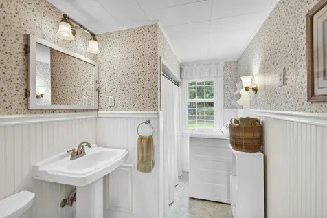 273 Pleasant Point Road Cushing ME 04563