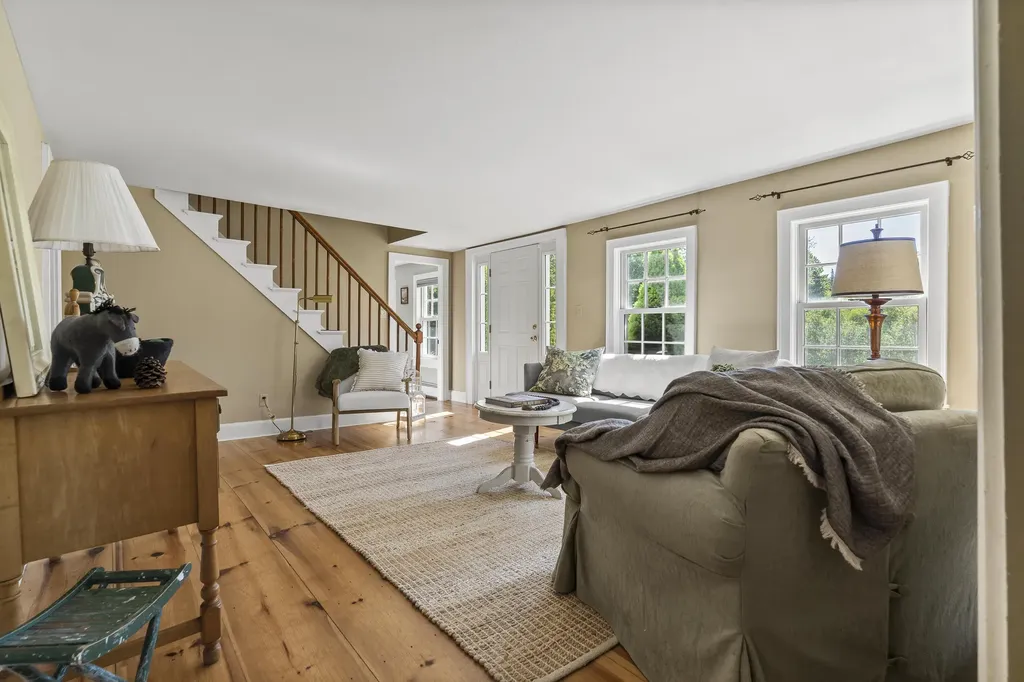 285 E Pond Road Jefferson ME 04348