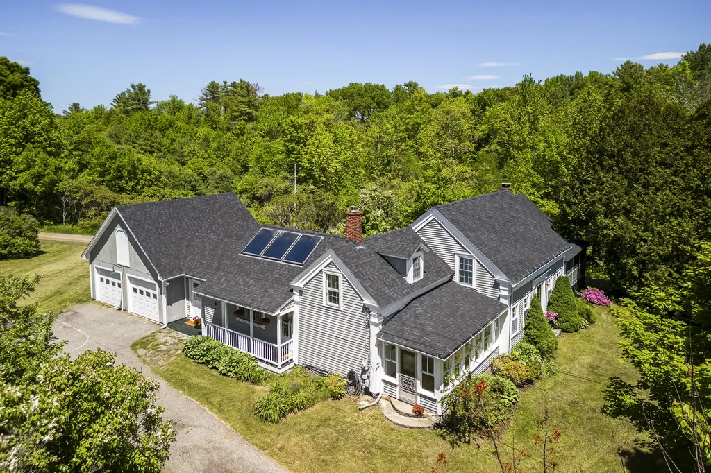 285 E Pond Road Jefferson ME 04348