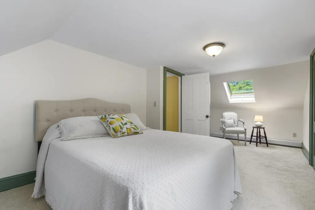 285 E Pond Road Jefferson ME 04348