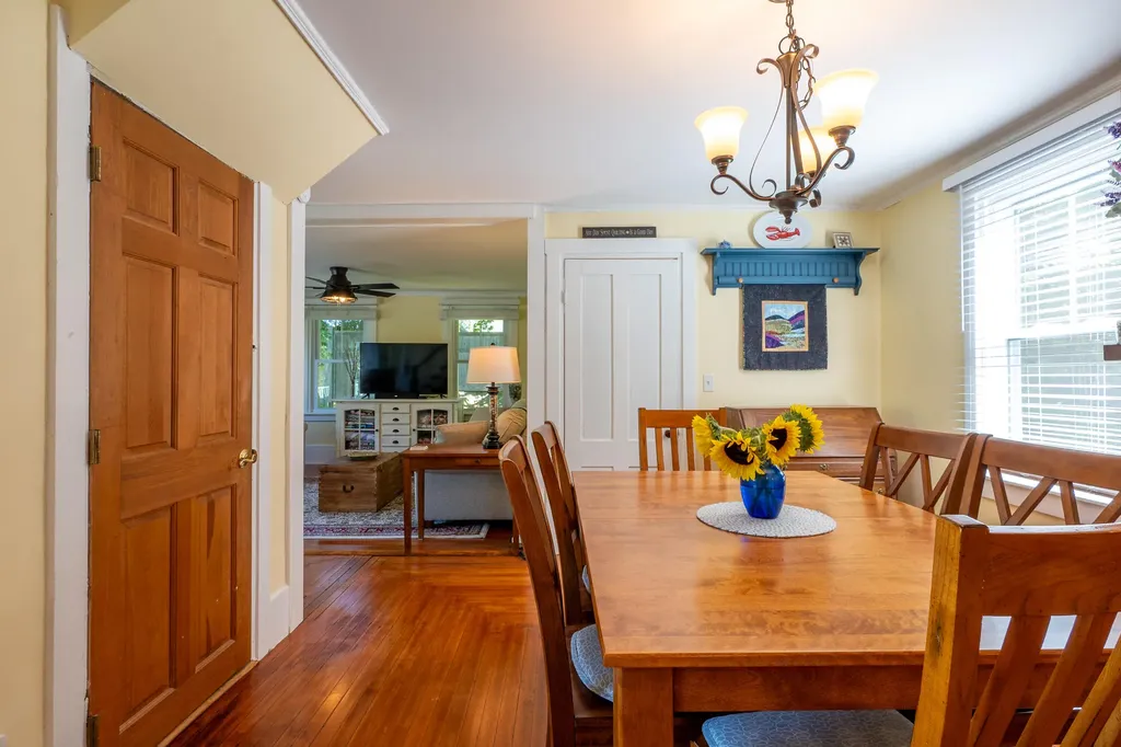 538 Ocean Point Road Boothbay ME 04544