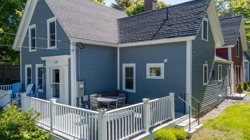 538 Ocean Point Road Boothbay ME 04544