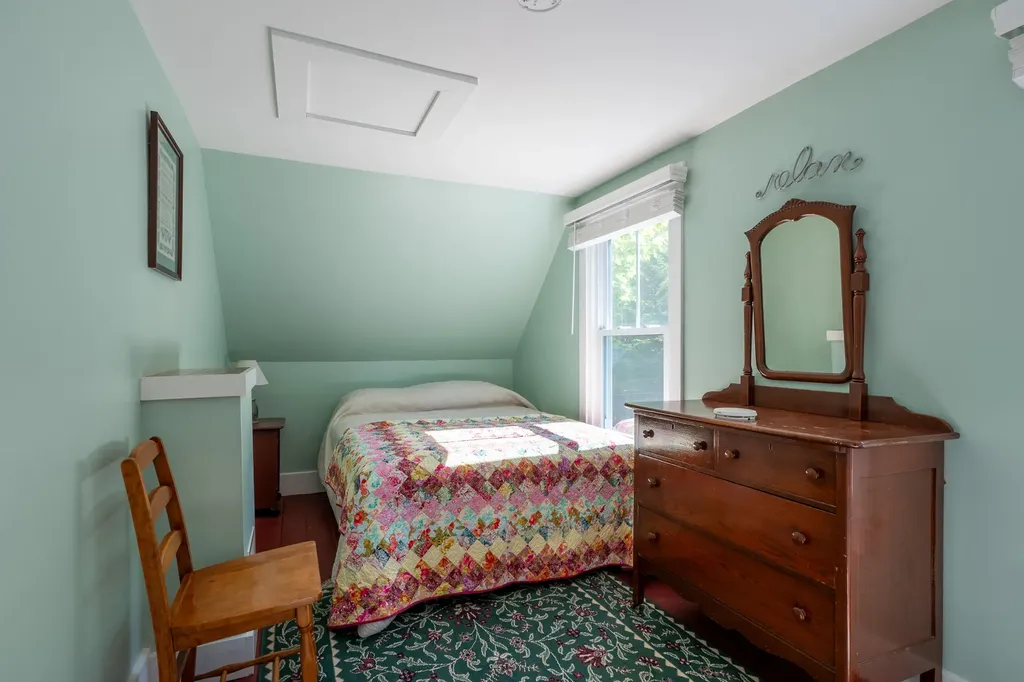 538 Ocean Point Road Boothbay ME 04544