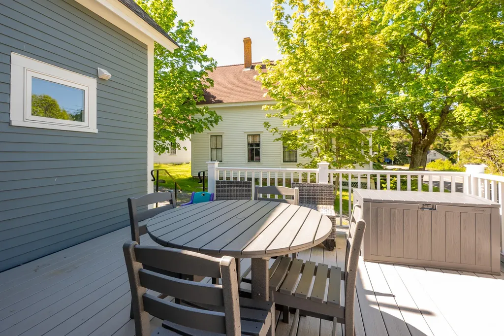 538 Ocean Point Road Boothbay ME 04544