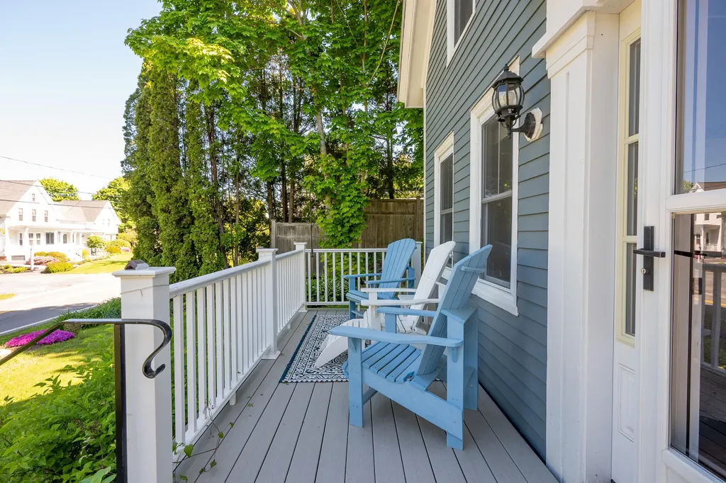 538 Ocean Point Road Boothbay ME 04544