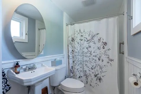538 Ocean Point Road Boothbay ME 04544