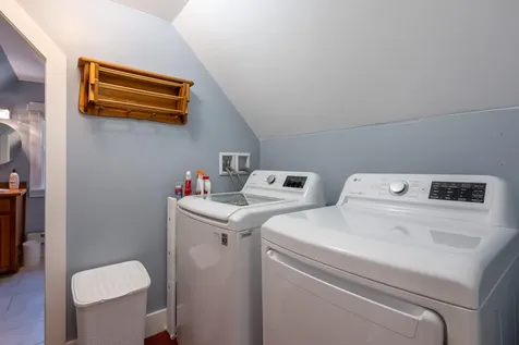 538 Ocean Point Road Boothbay ME 04544