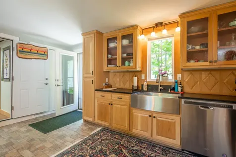 538 Ocean Point Road Boothbay ME 04544
