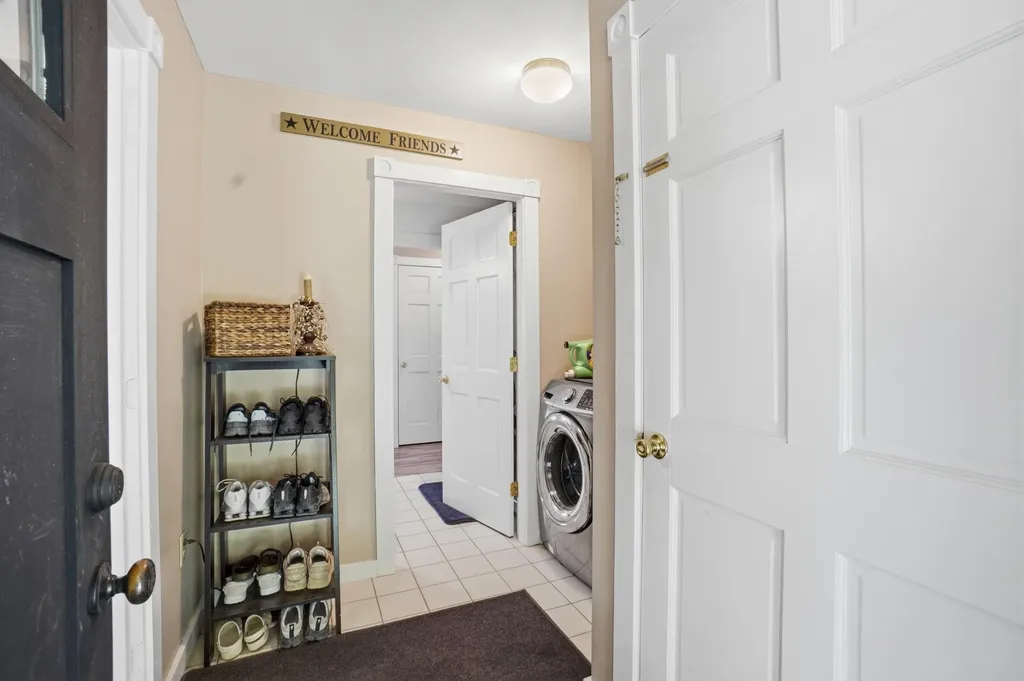 42 Winter Street Lincoln ME 04457