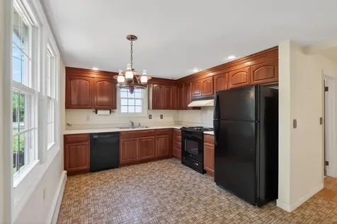 53 Springwood Road South Portland ME 04106