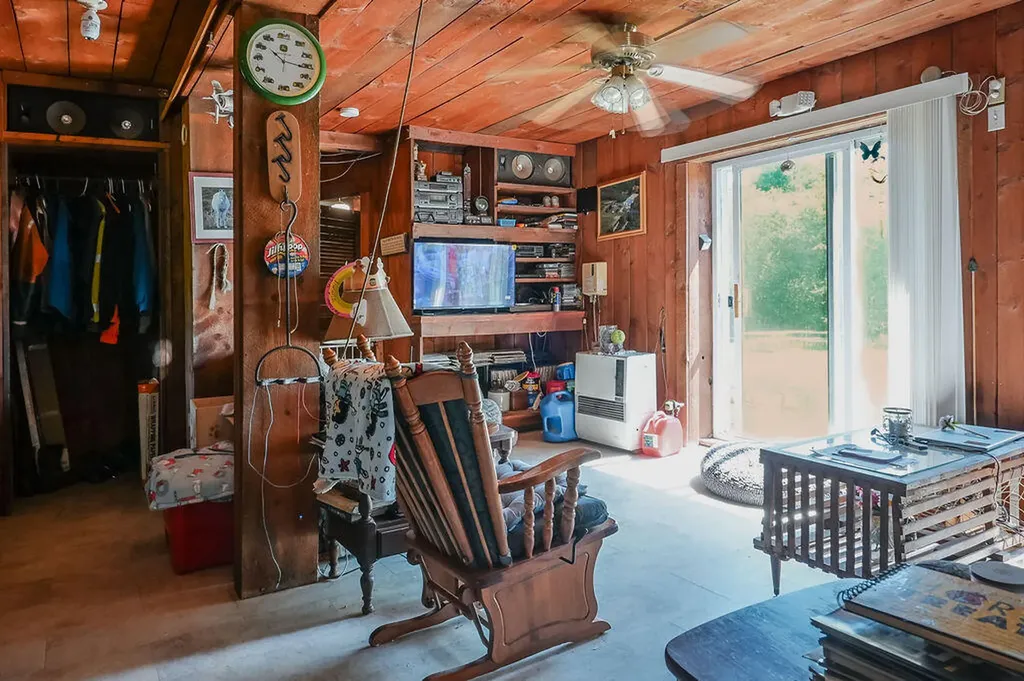 1567 Augusta Road Bowdoin ME 04287
