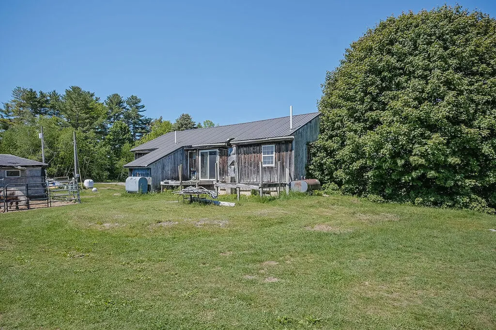 1567 Augusta Road Bowdoin ME 04287
