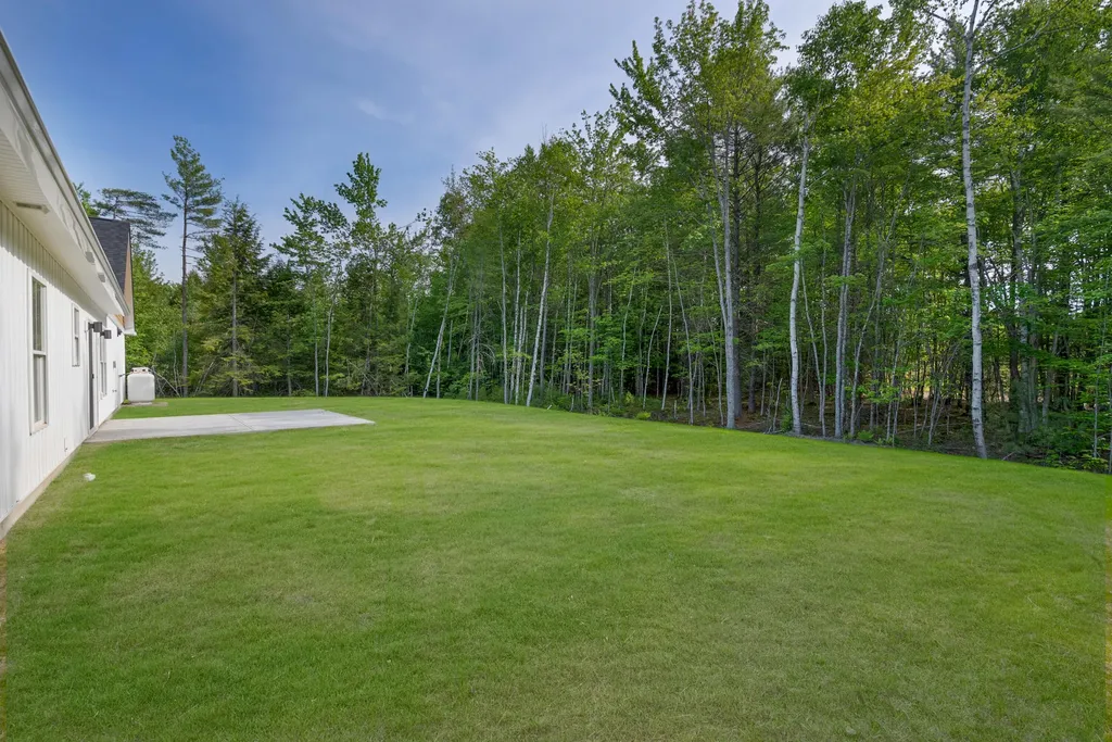 114 Mcgrath Pond Loop Road Belgrade ME 04917