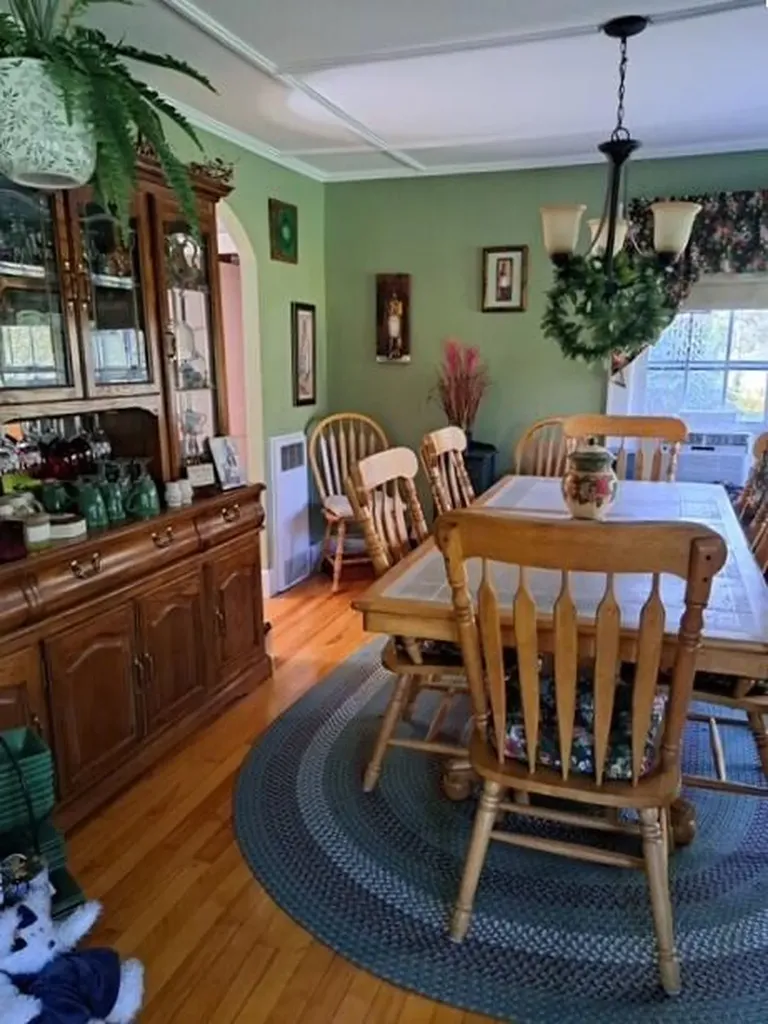 202 Middle Road Oakland ME 04963