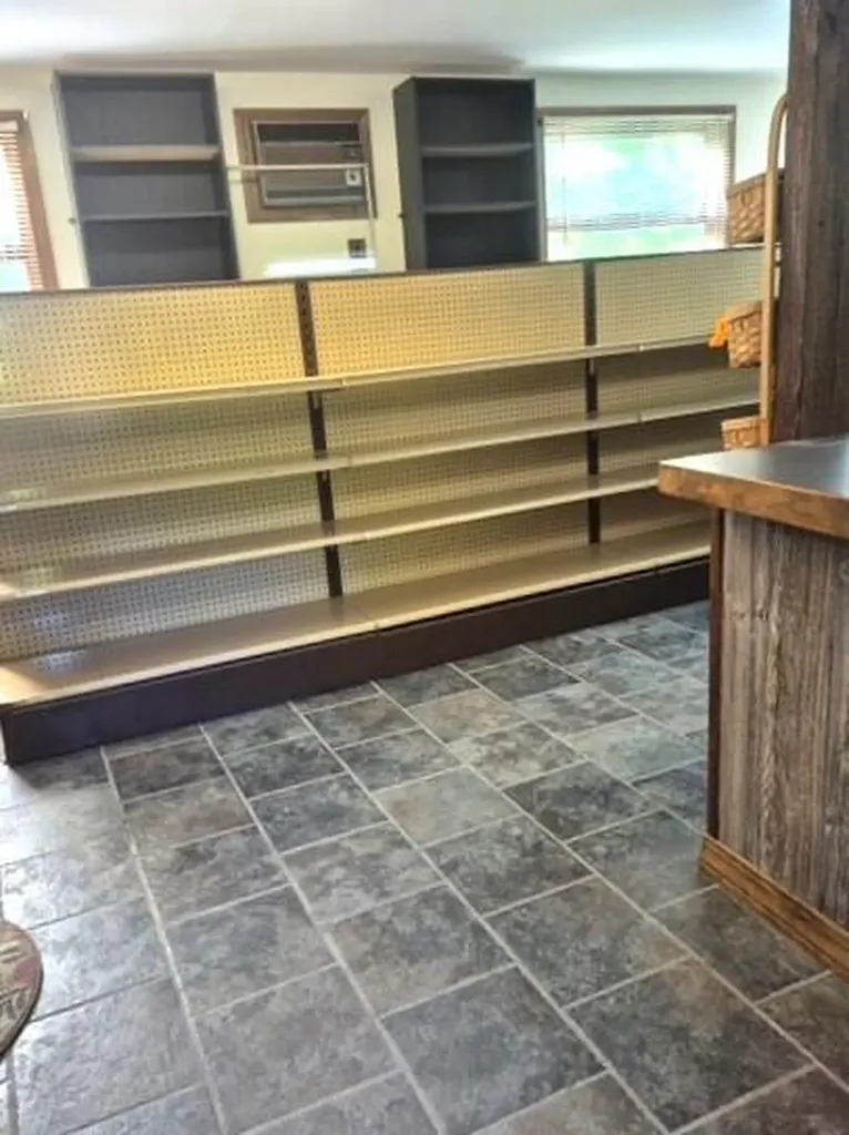 202 Middle Road Oakland ME 04963