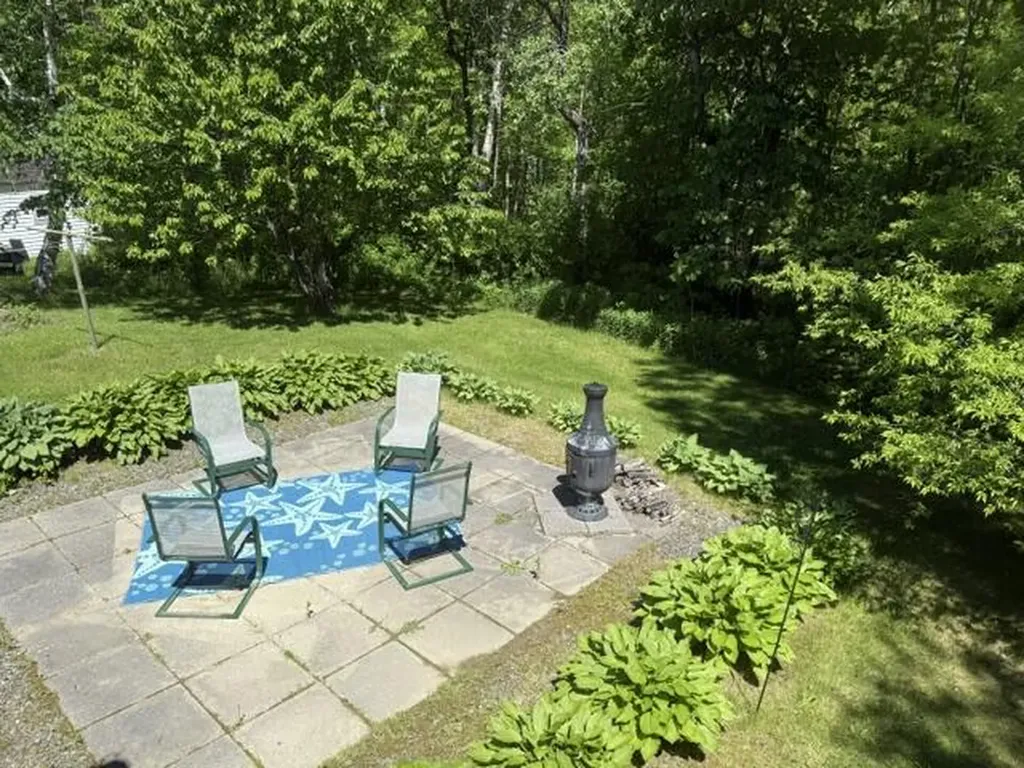 202 Middle Road Oakland ME 04963