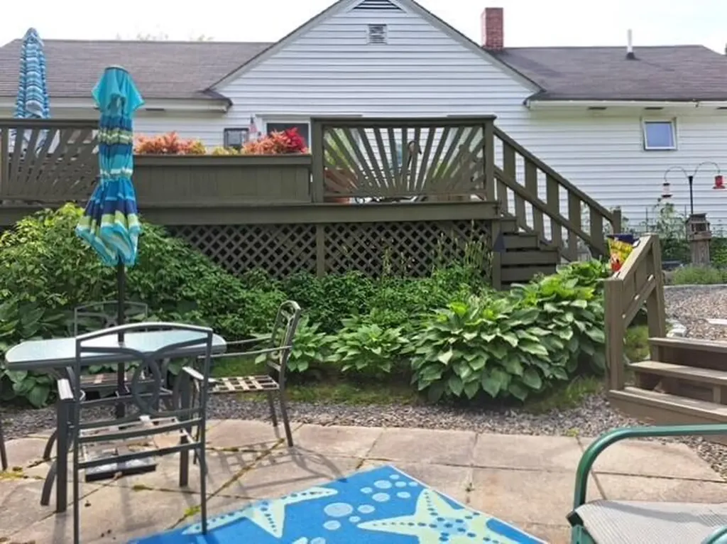 202 Middle Road Oakland ME 04963