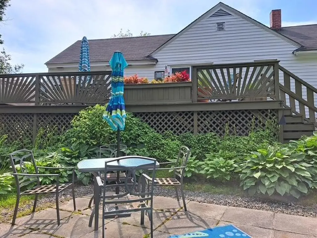 202 Middle Road Oakland ME 04963