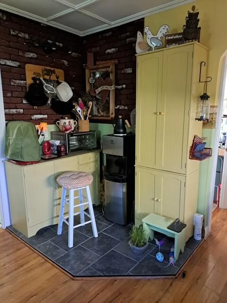 202 Middle Road Oakland ME 04963