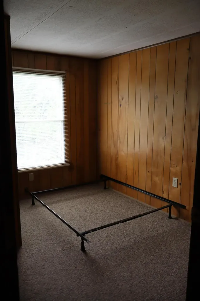 17 Chestnut Street Skowhegan ME 04976
