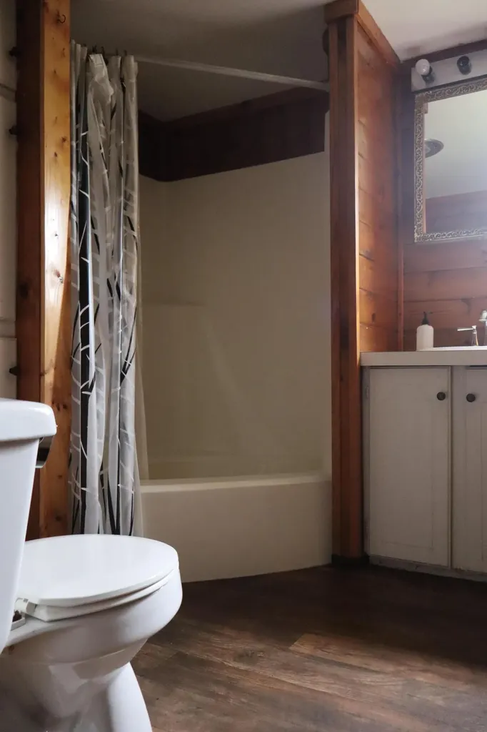 17 Chestnut Street Skowhegan ME 04976