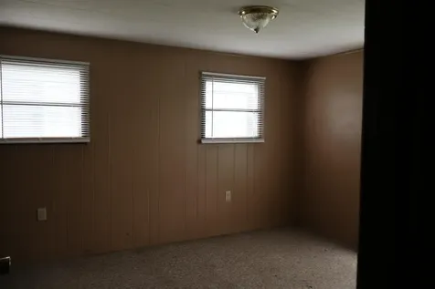 17 Chestnut Street Skowhegan ME 04976