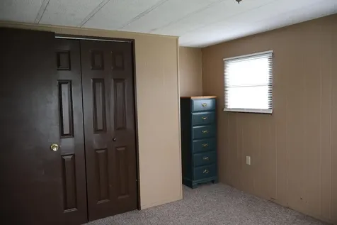 17 Chestnut Street Skowhegan ME 04976