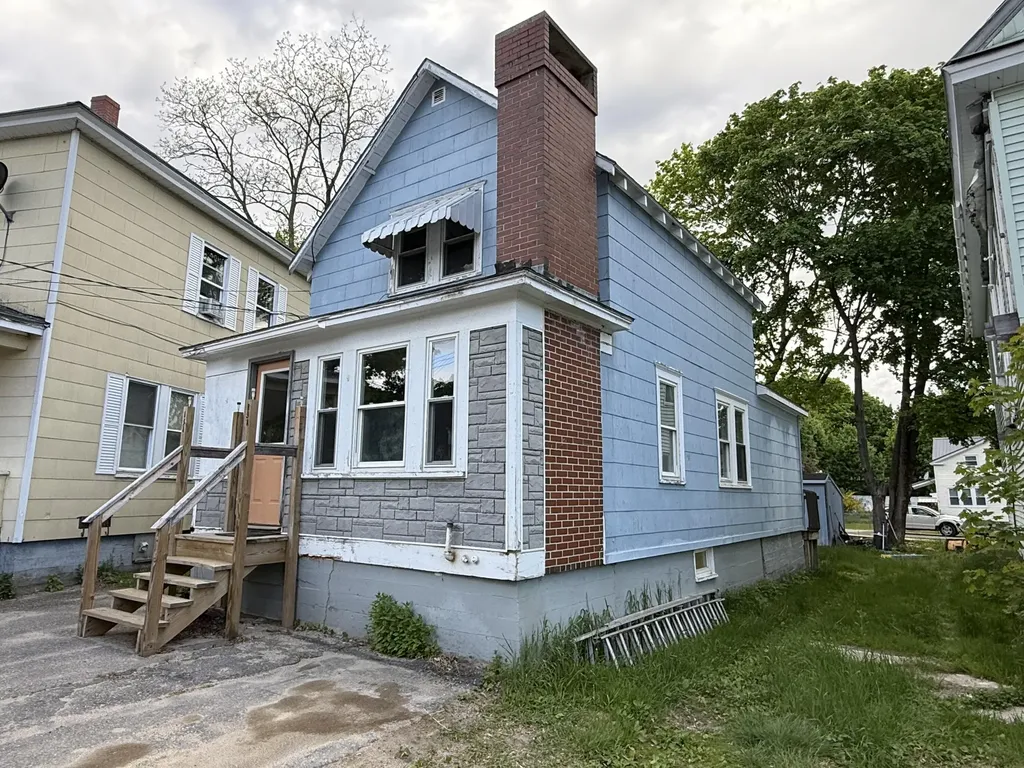 89 A Elm Street Millinocket ME 04462