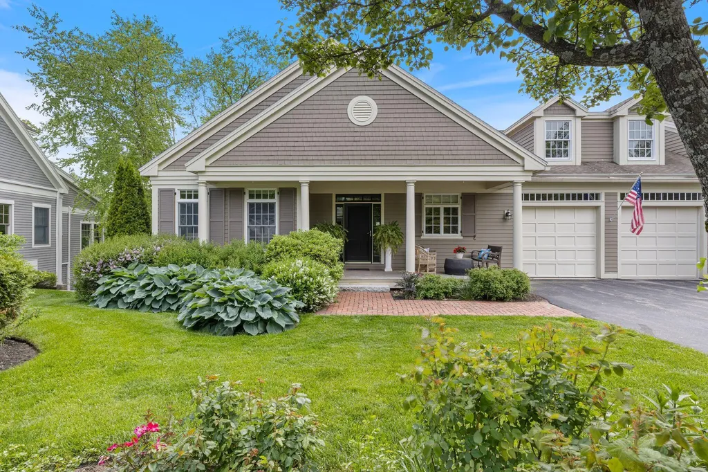34 Marigold Lane Falmouth ME 04105