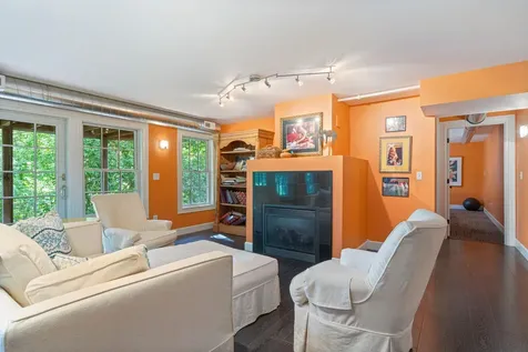 34 Marigold Lane Falmouth ME 04105