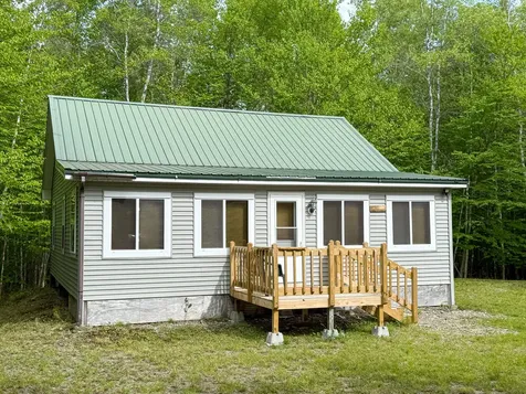 11 Bartlett Road Springfield ME 04487