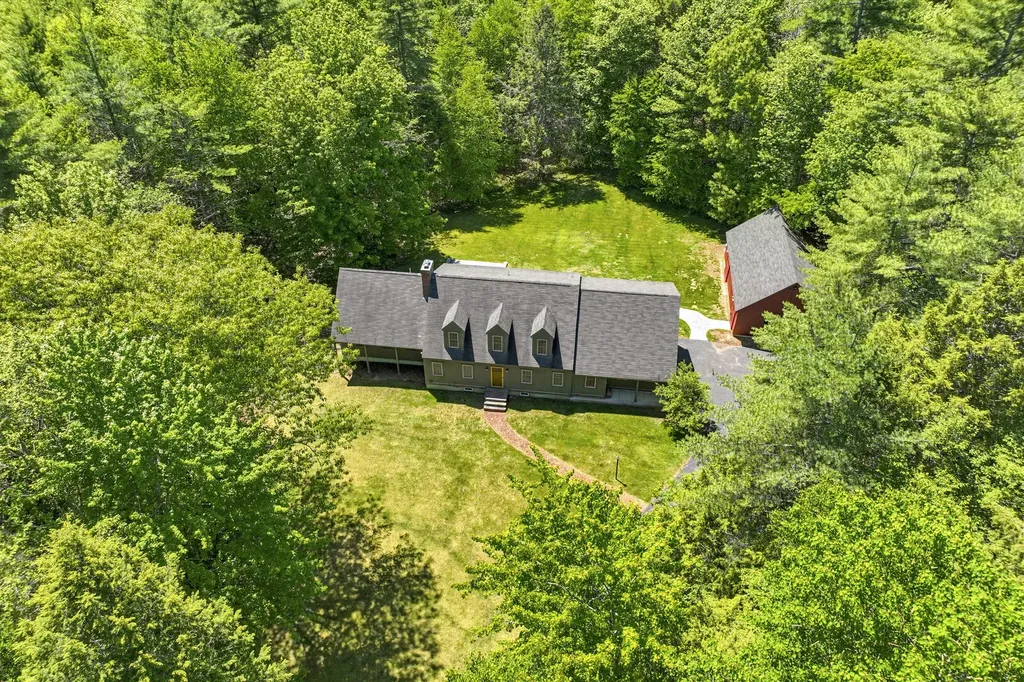 33 Buttonwood Drive Berwick ME 03901