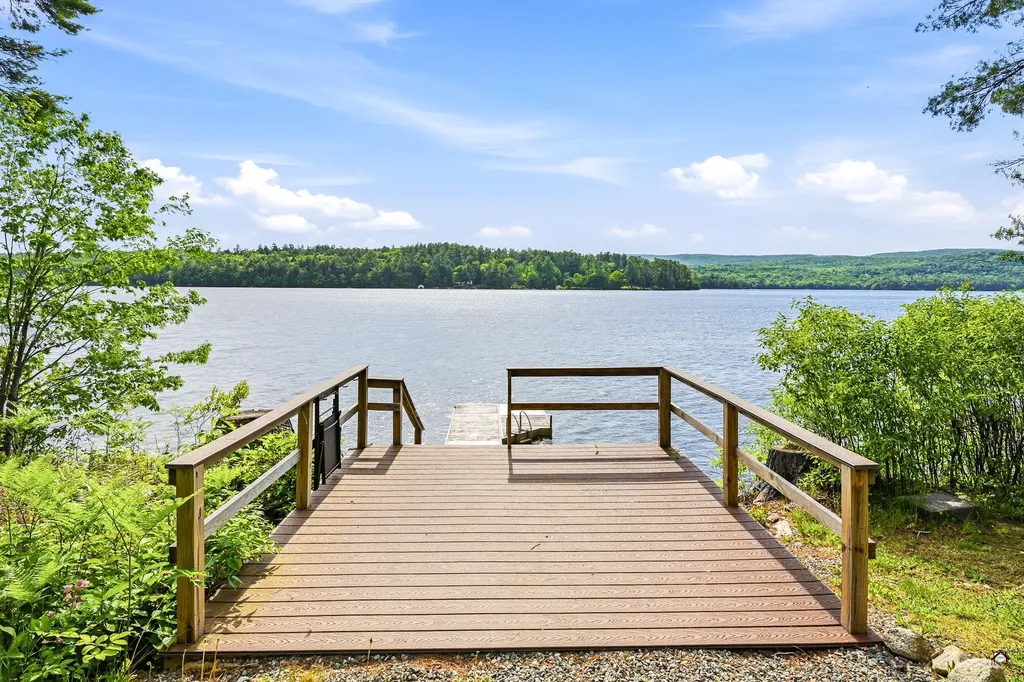65 Lakeshore Drive Belgrade ME 04918